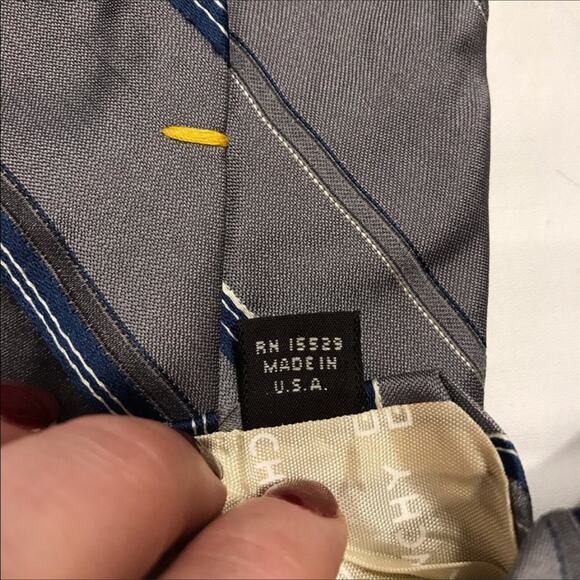 GIVENCHY Vintage Men’s Striped Silk Tie - Picture 7 of 9